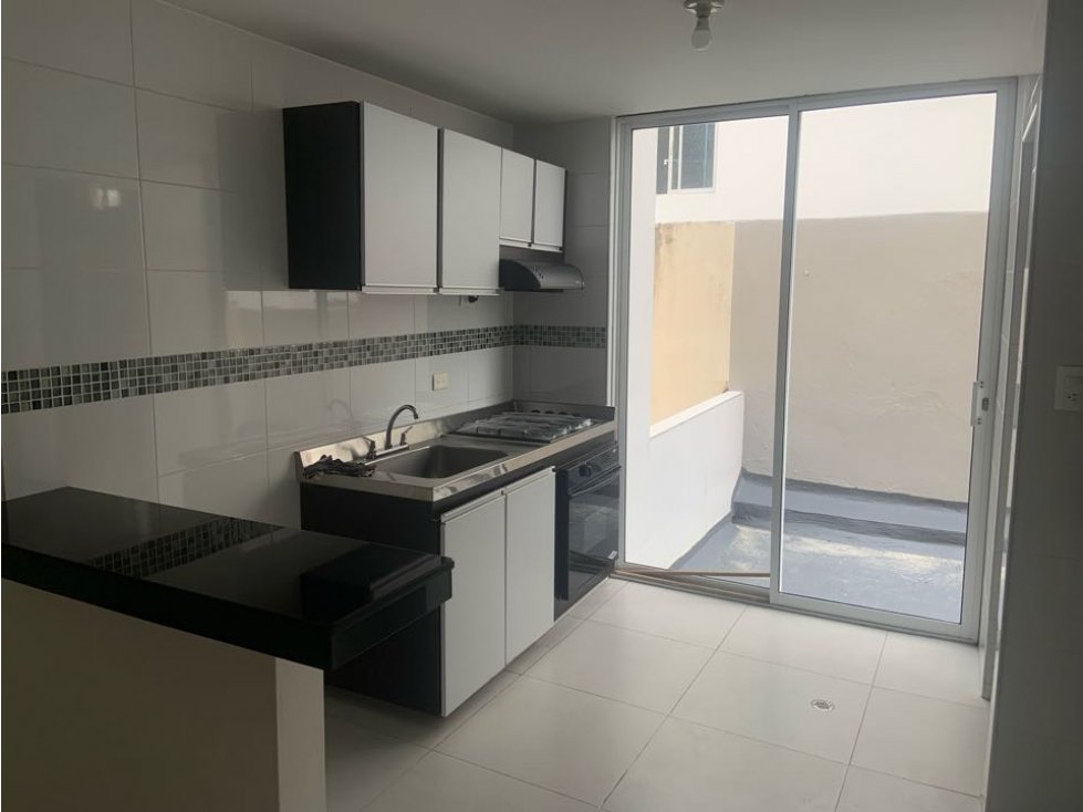 ARRIENDO APARTAMENTO CERCA AL PARQUE LA ELECTRIFICADORA