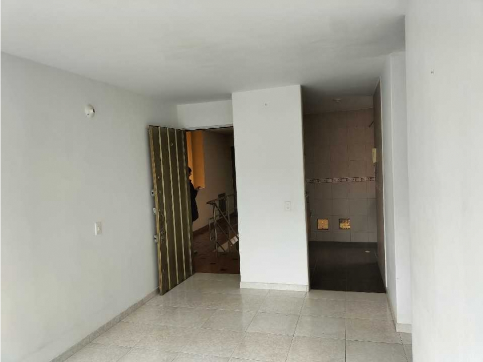 ARRIENDO APARTAMENTO- SUBA COMPARTIR