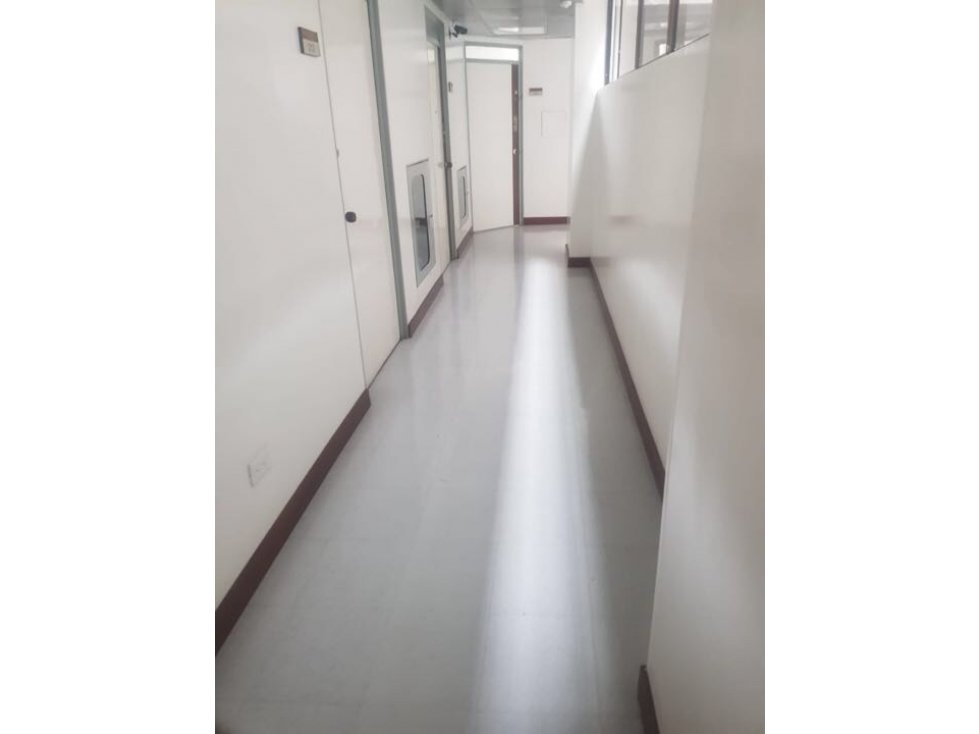 Arriendo y/ó Vendo Oficina Unicentro Bogota