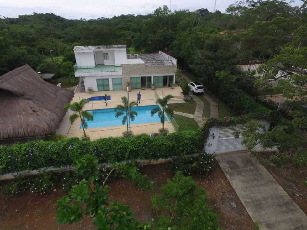 Casa Campestre A Las Afuera De Monteria Córdoba