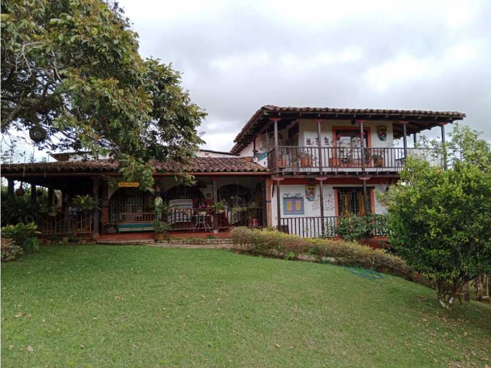 CASA CAMPESTRE en Pavas (la Cumbre )