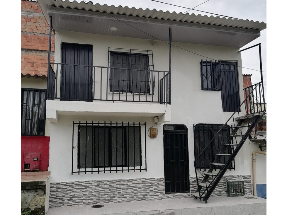 CASA EN CAMILO TORRES