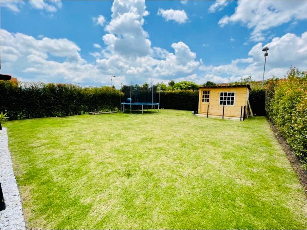 Casa en fontanar tipo solario con pérgola buena oferta