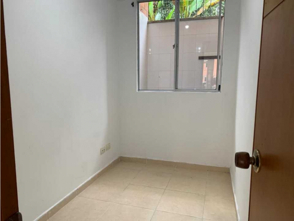 CASA EN VENTA DE 3 NIVELES EN LA VILLA PEREIRA, TU VIVIENDA EN COLOMBI