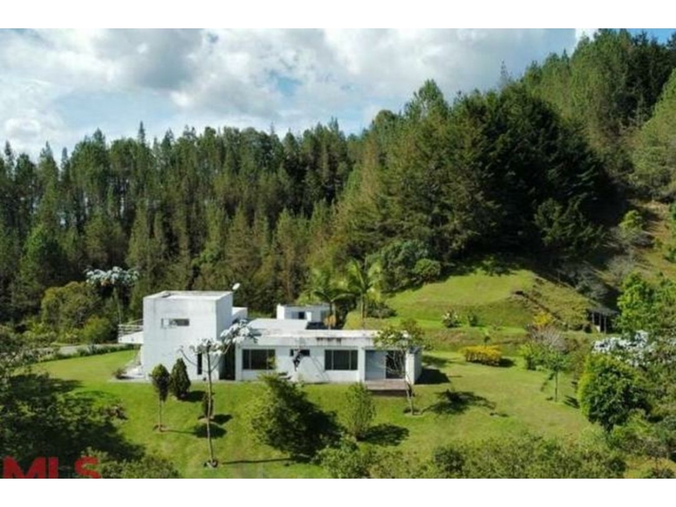 Casa en venta en V. Lejos del Nido, El Retiro