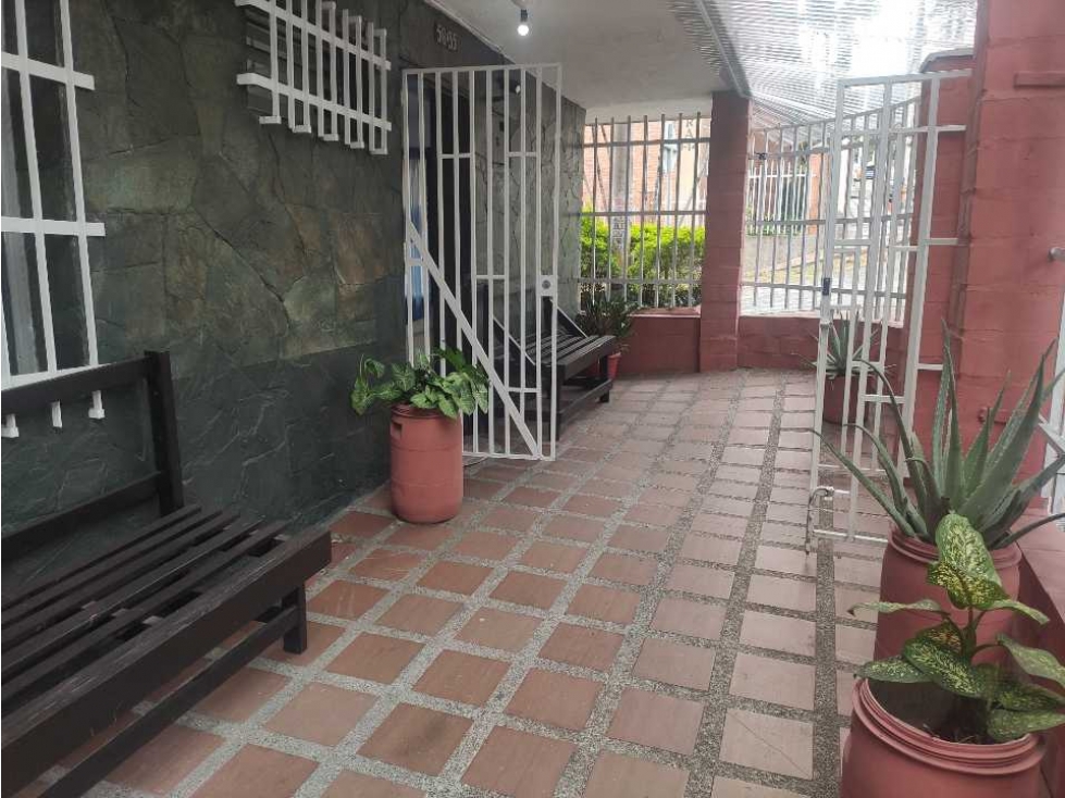 CASA  EN VENTA VILLA HERMOSA SECTOR LOS ANGELES, MEDELLÍN