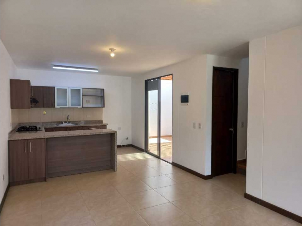 CASA EN VENTA UBICADA EN LA CEJA ANTIOQUIA, SECTOR VIVA LA CEJA