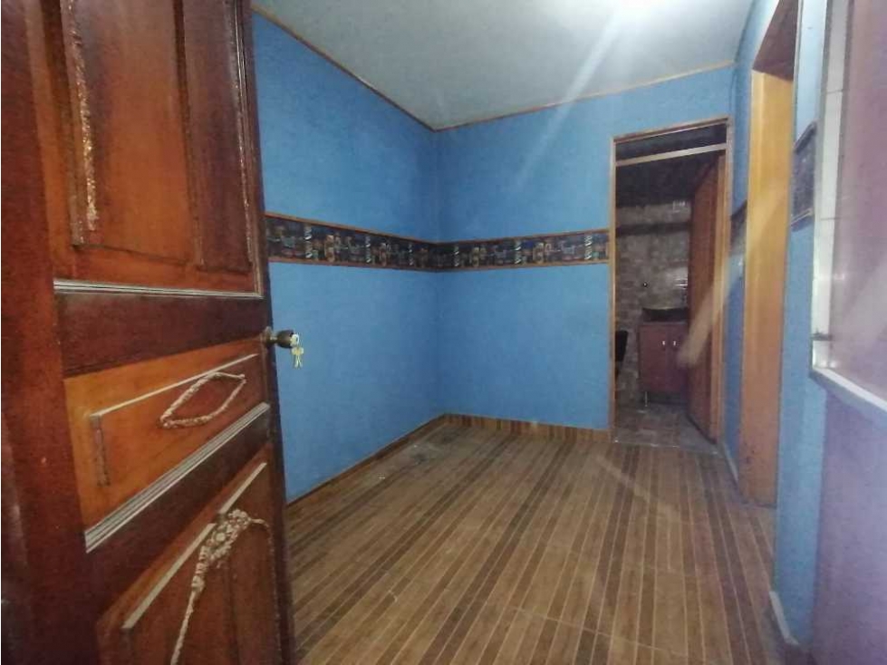 Casa independiente en venta vía caldas