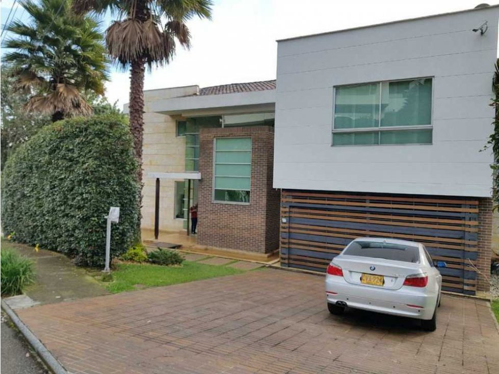 Casa para la venta en el poblado sector vía palmas