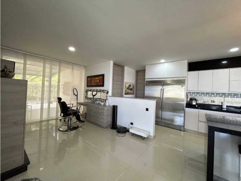 Casa para la venta en el poblado, sector las palmas