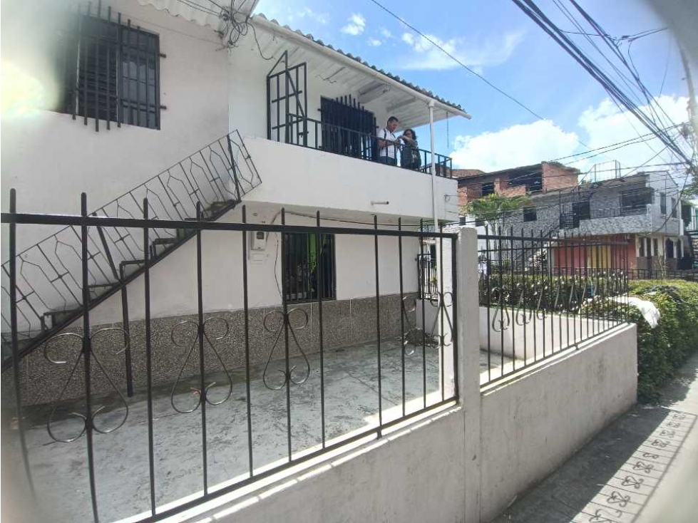 Casa segundo piso en venta en Doce de Octubre