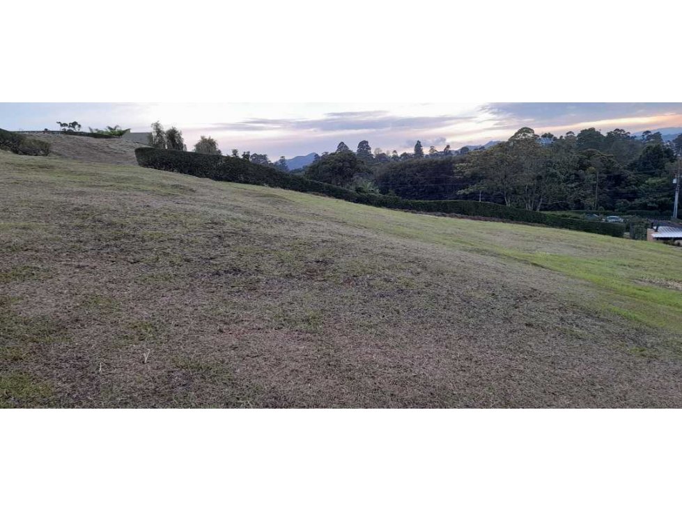 Espectacular Lote terreno en el mejor sector vía a la Ceja