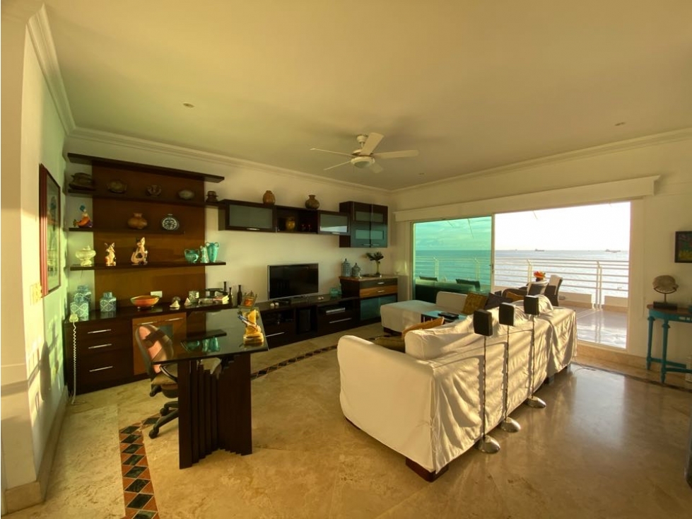 Espectacular Penthouse con vista al mar