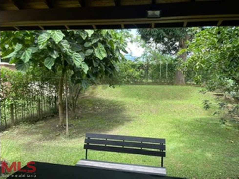 Hermosa Casa Campestre en Santa Fe de Antioquia(MLS#239221)