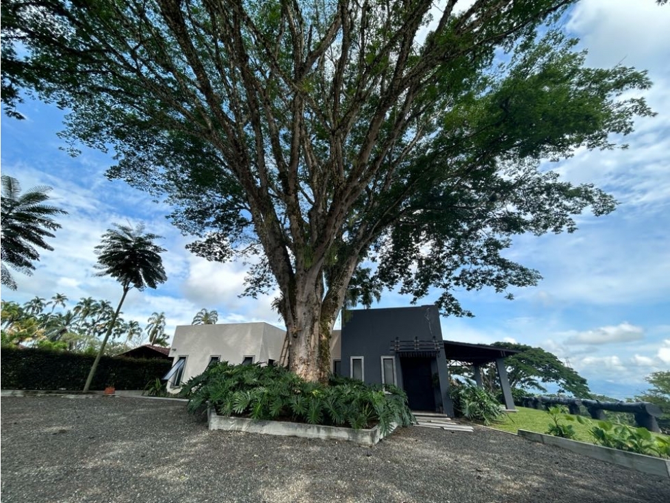 Hermosa casa de descanso en malabar