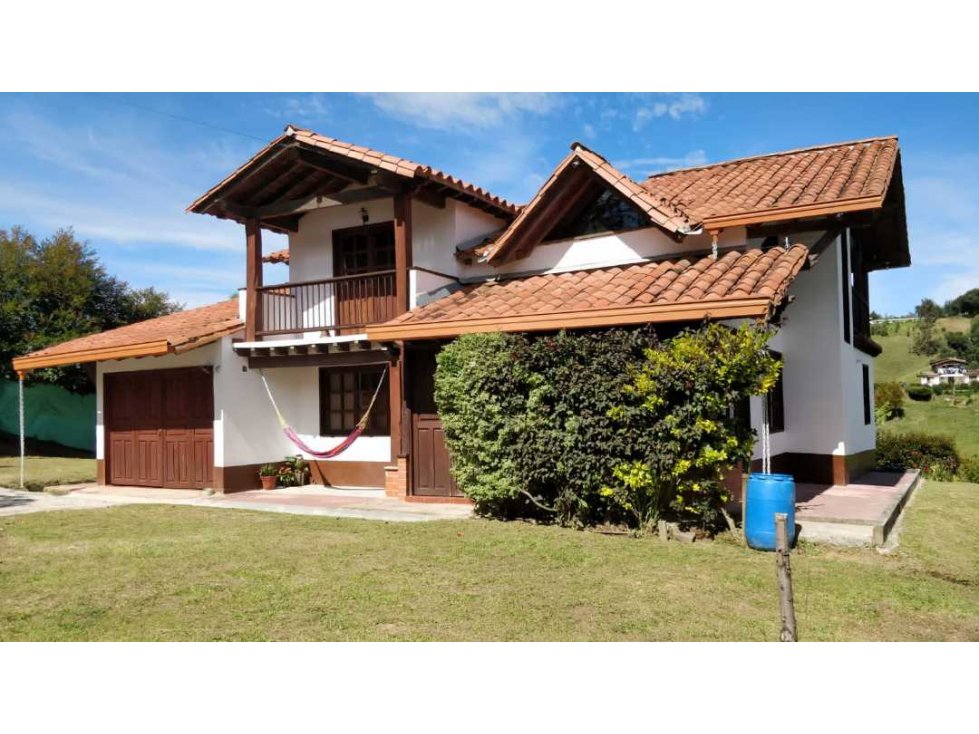 HERMOSA FINCA EN VENTA CON EXCELENTE UBICACIÓN EN RÍONEGRO ANTIOQUIA