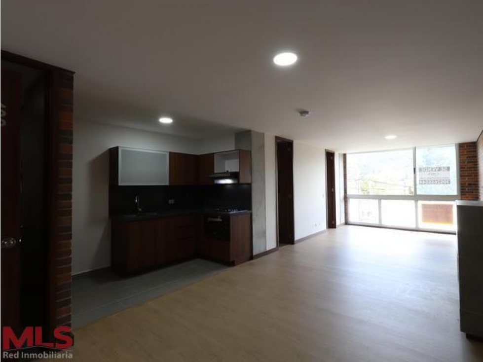 Hermoso apartamento, con una excelente ubicación,...(MLS#232919)