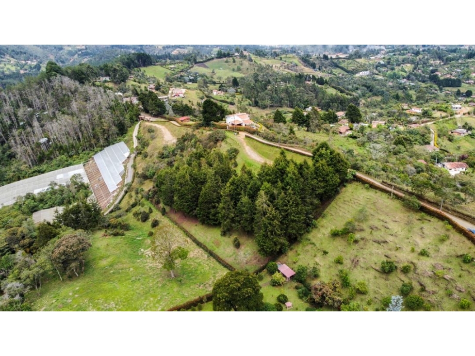 Hermoso lote independiente guarne vereda san José parte alta