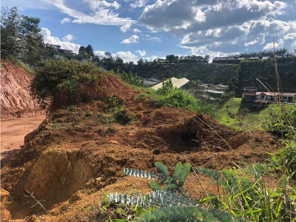 LINDO LOTE DE TERRENO EN LS VERDEDA SAMARIA/CERRO EN EL CARMEN DE VÍB.