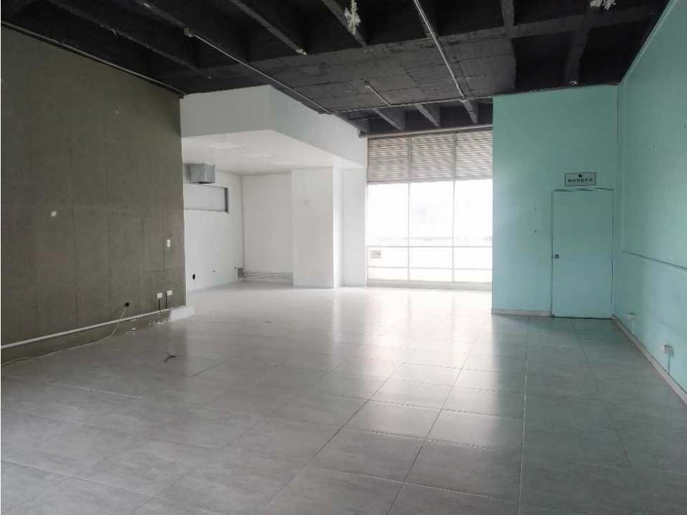 Local Comercial en Venta Mazuren