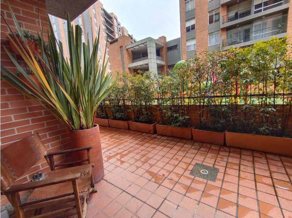 Pontevedra vendo 78 M2 más Terraza 30 M2