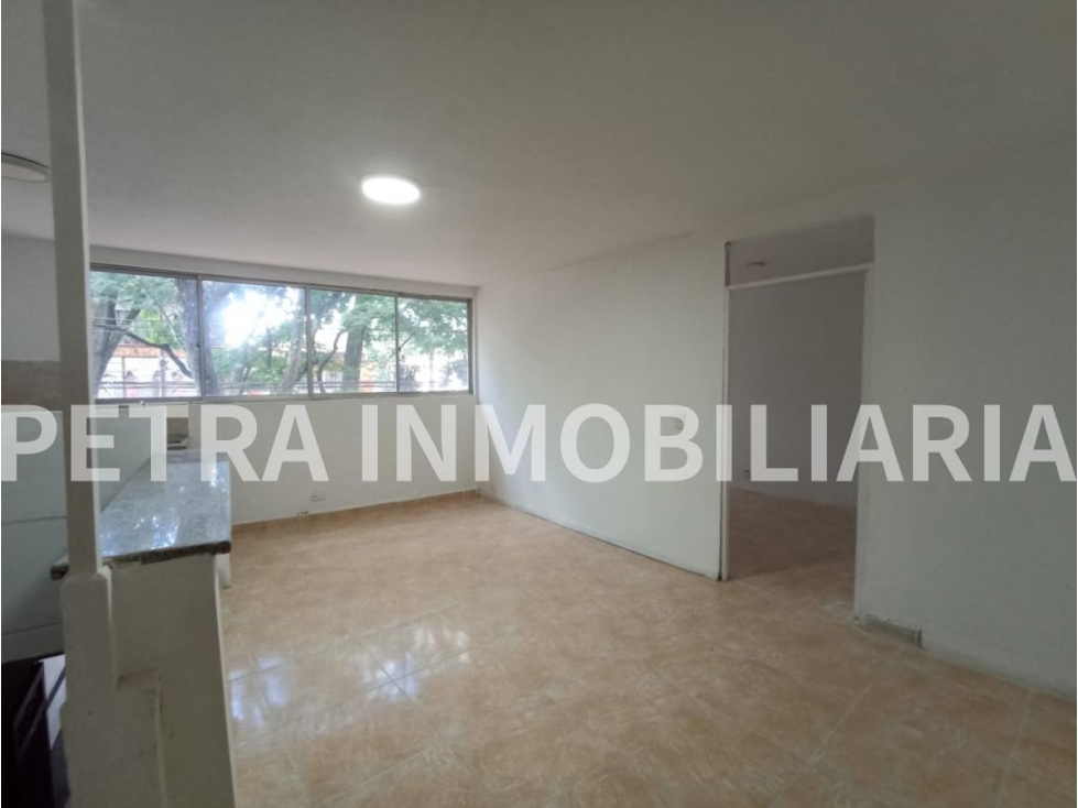 Se Arrienda Apartamento en Laureles,Medellin