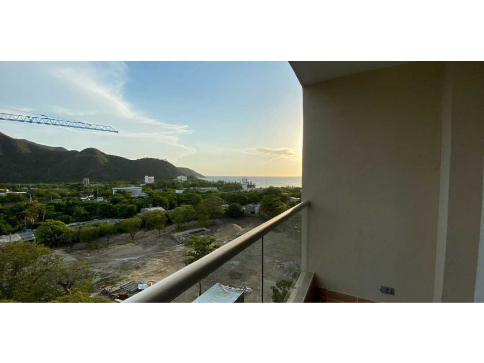 Se Arrienda / Vende apartamento con vista al mar Santa Marta