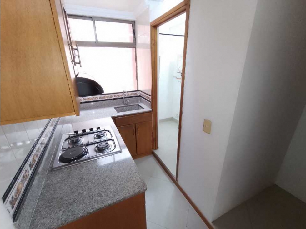 SE VENDE APARTAMENTO EN CALASANZ PARTE BAJA