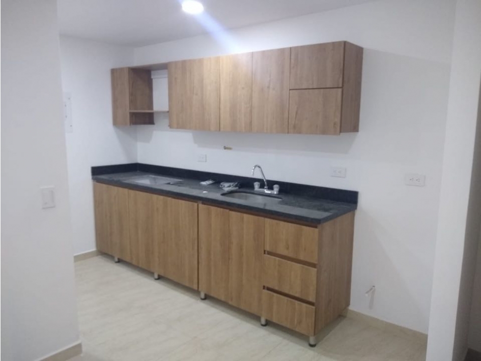 Se vende apartamento en zona centro de la ceja