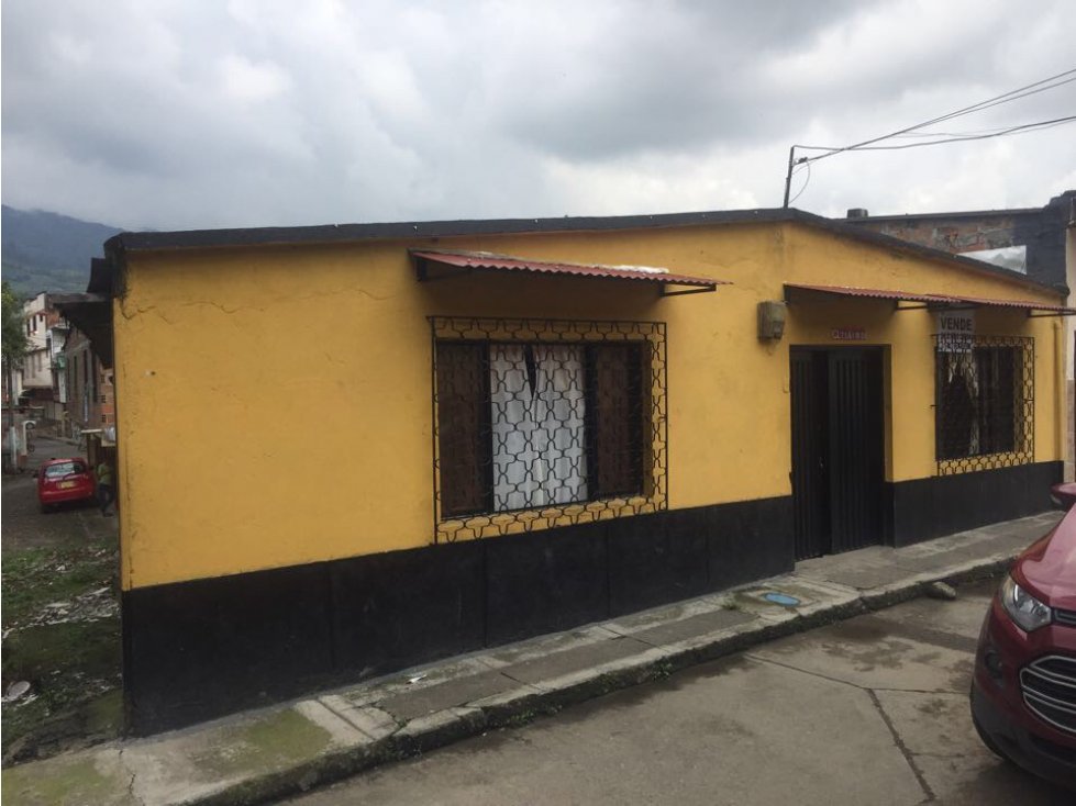 Se vende casa, Dosquebradas, Divino niño