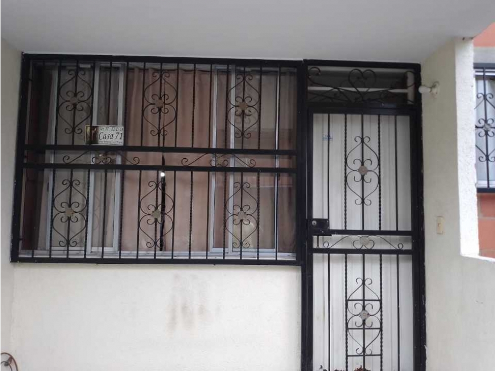 SE VENDE CASA EN ARBOLEDA CAMPESTRE VIA CANDELARIA T.P