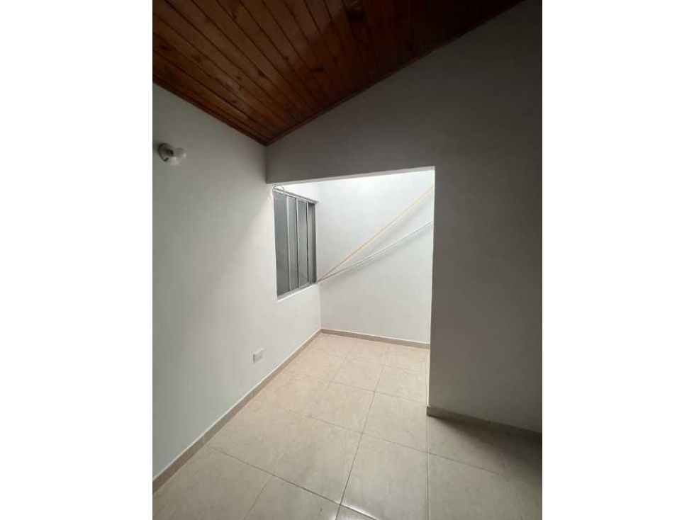 SE VENDE CASA EN CONJUNTO CERRADO EN EL SUR DE ARMENIA