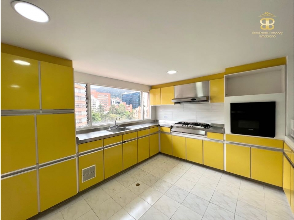 Se vende espectacular apartamento Duplex en el Nogal