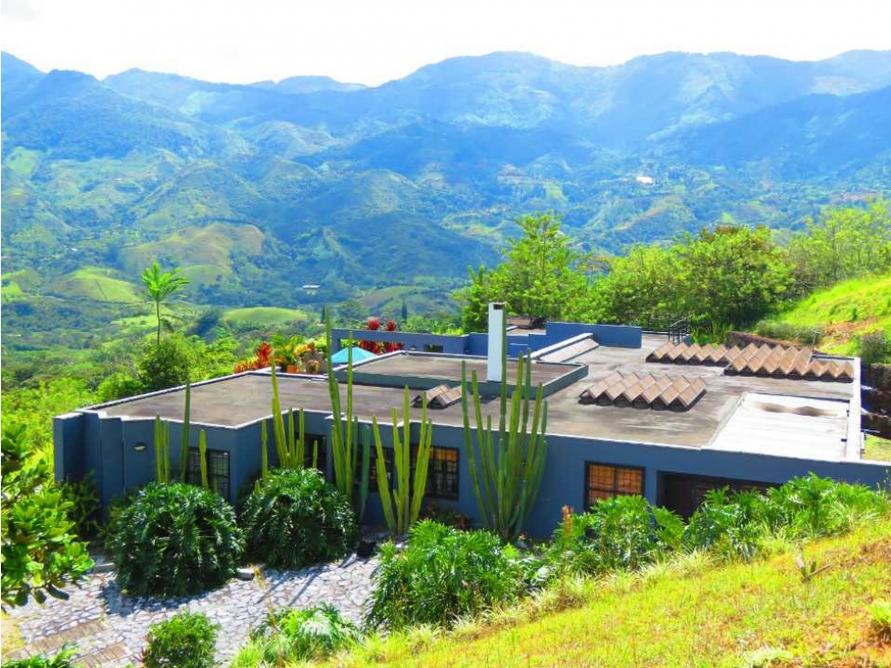 SE VENDE EXCLUSIVA FINCA EN BARBOSA