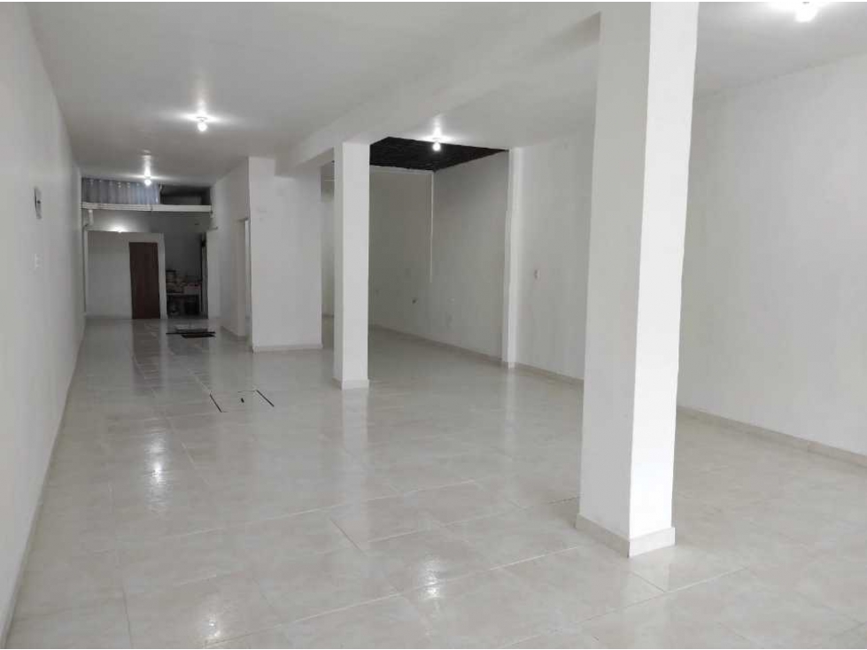 SE VENDE GRAN CASA CALI SUR CENTRAL CIUDAD MODELO TRIFAMILIAR LOCALES