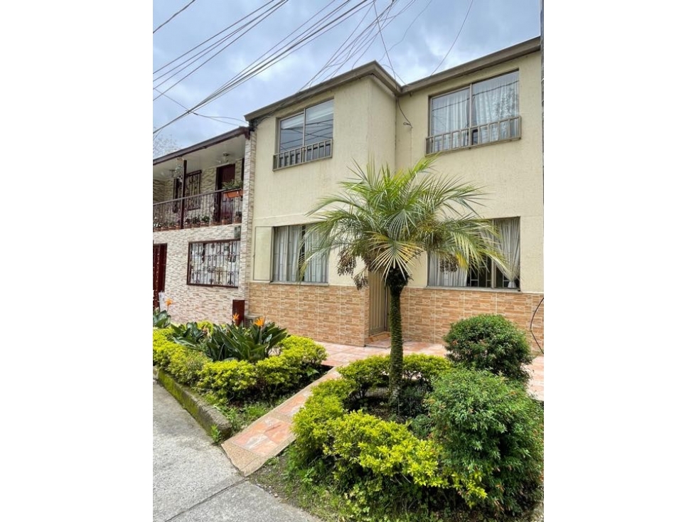 SE VENDE HERMOSA CASA EN LUSITANIA MANIZALES