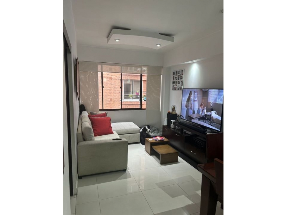 SE VENDE HERMOSO APARTAMENTO EN CEDRITOS. P