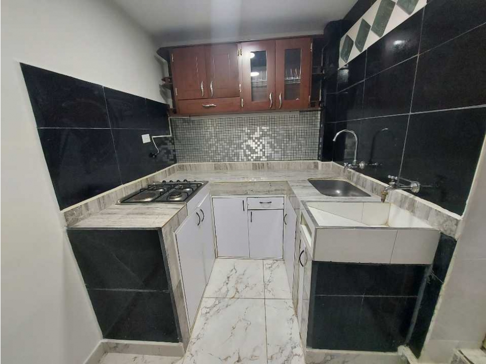 SE VENDE HERMOSO APT- ESTUDIO 1 PISO GRAN AVENIDA BELLO  