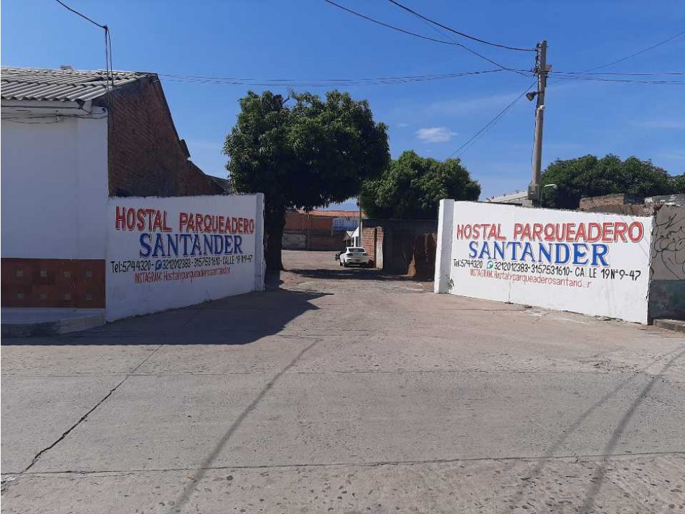 SE VENDE LOTE COMERCIAL BARRIO CENTRO