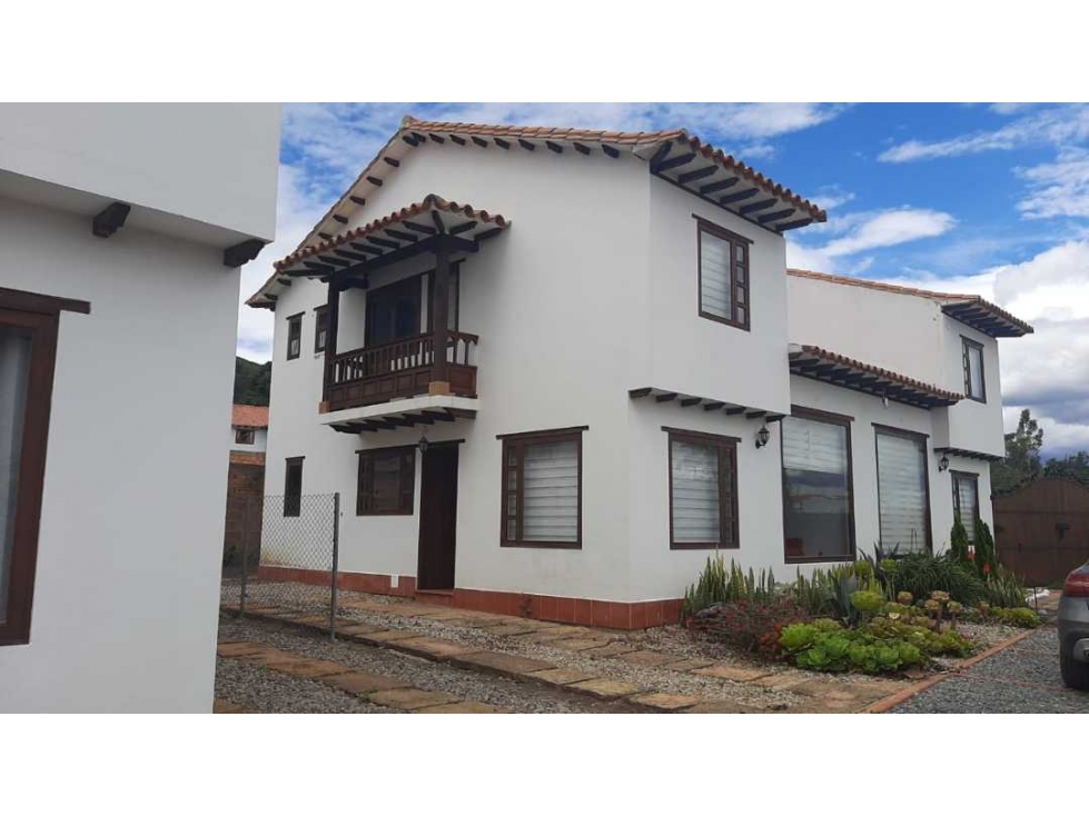 VENDÓ CASA PUEBLO - CONJUNTO - VILLA DE LEYVA