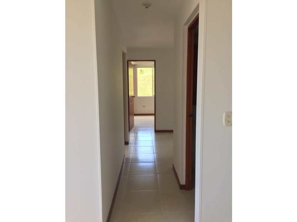 VENDO APARTAMENTO EN AV SUR, PEREIRA