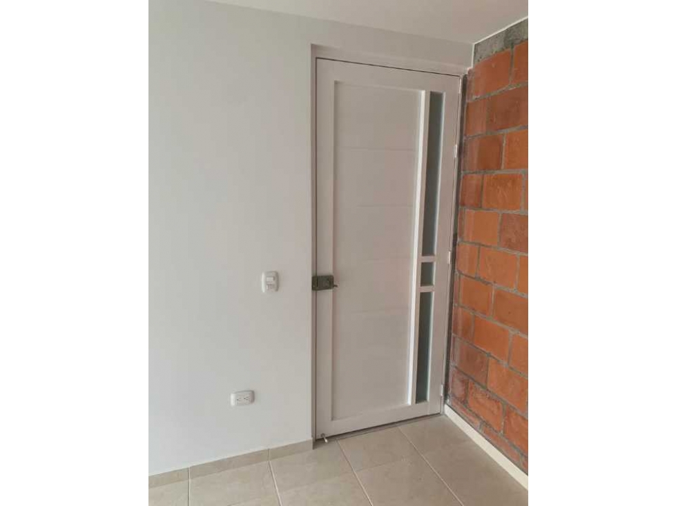 VENDO APARTAMENTO CON BALCON EN EXCELENTE CONJUNTO