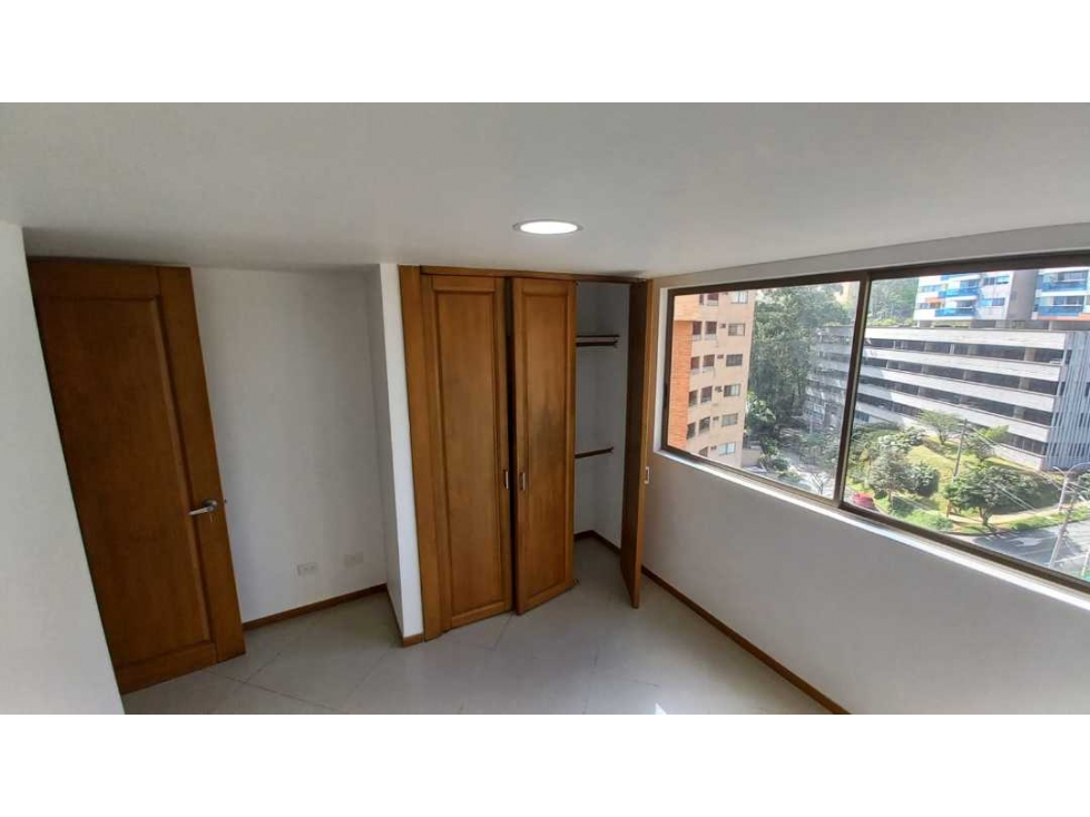 VENDO APARTAMENTO EN CARRIQUÍ SABANETA