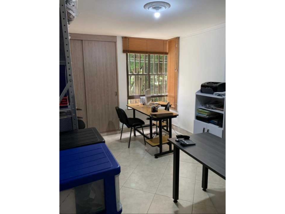 VENDO APARTAMENTO EN CONQUISTADORES CON GARAJE