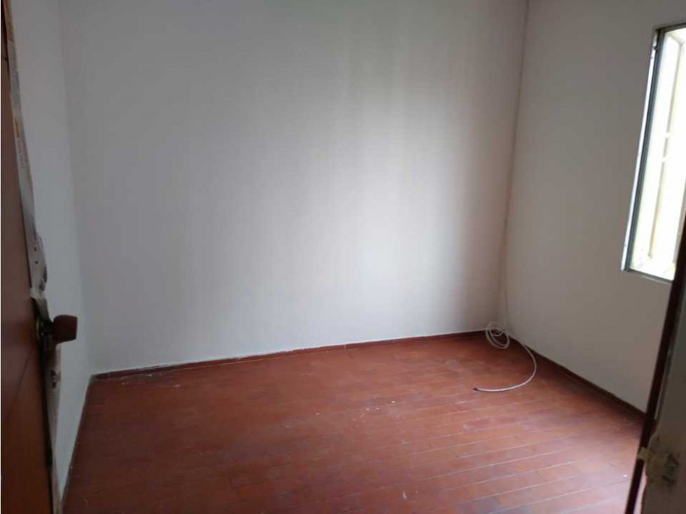 vendo apartamento en el sur de cali barrio ciudad 2000  alborada