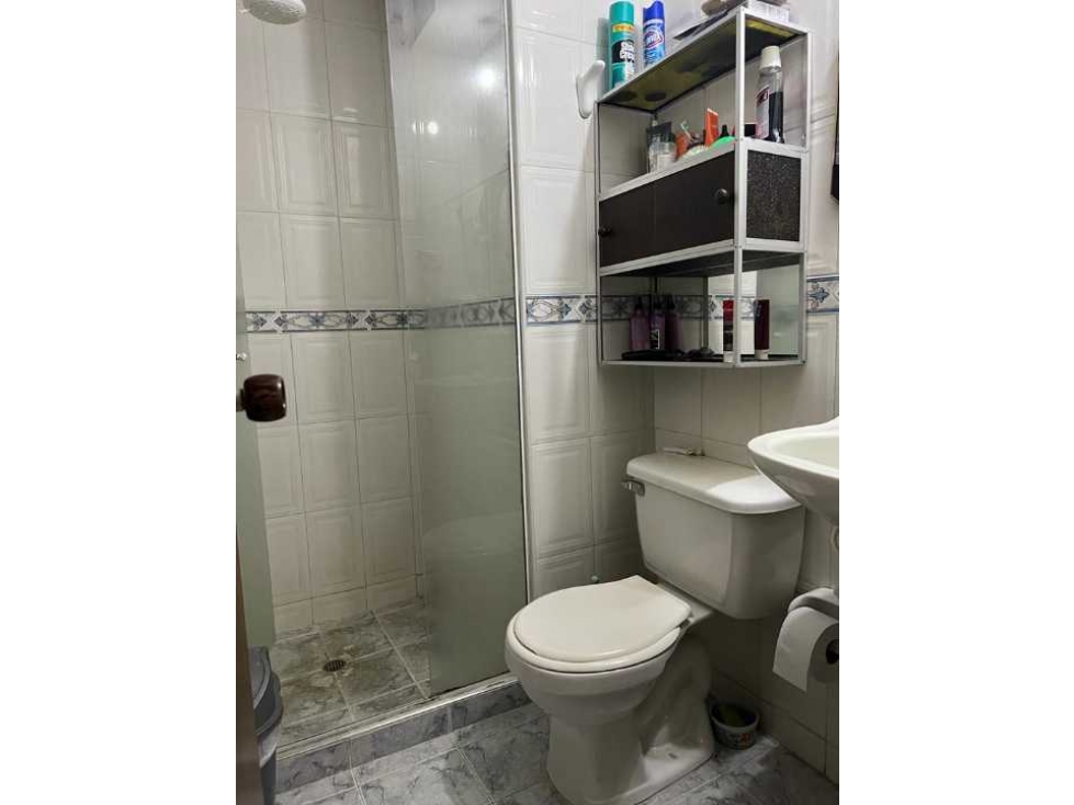 Vendo apartamento en el sur de cali barrio Limonar  unidad cerrada