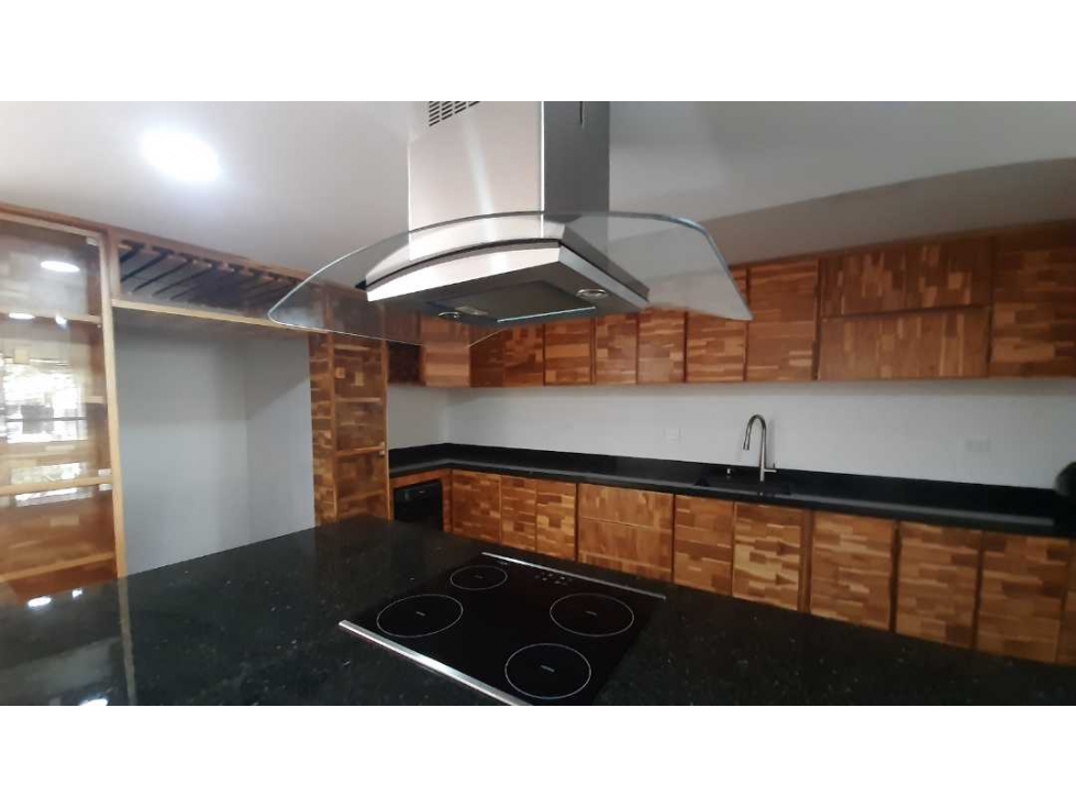 Vendo Apartamento en excelente estado ubicado en laureles