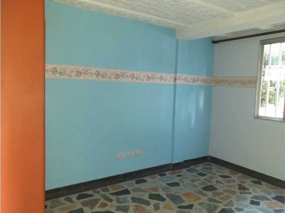 VENDO APARTAMENTO EN GAMMA PEREIRA