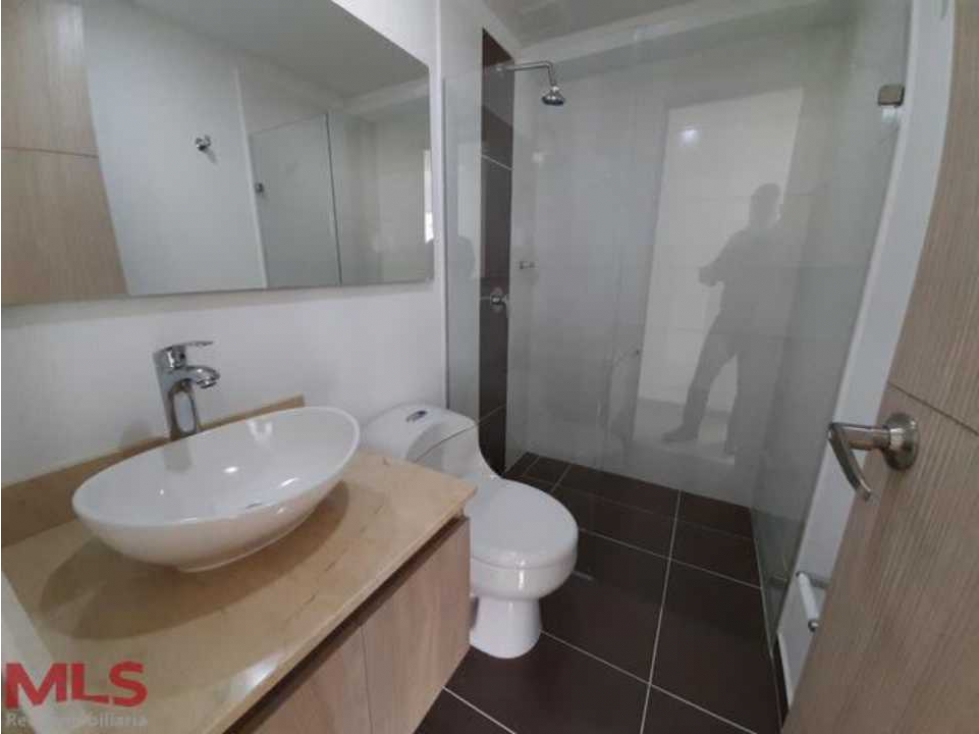 Vendo apartamento en sabaneta antioquia