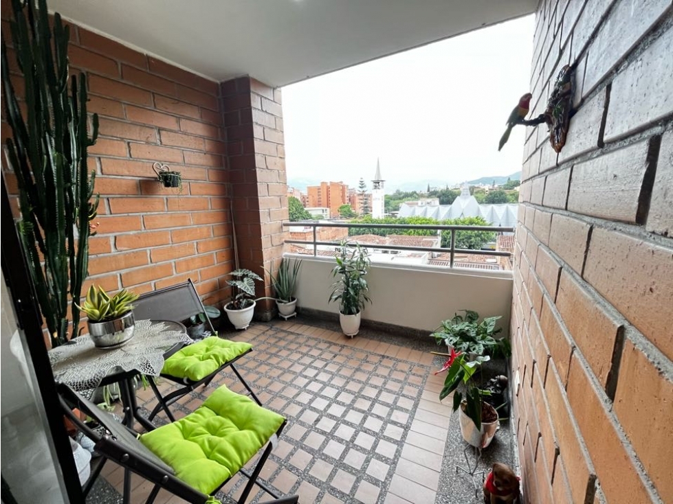 VENDO APARTAMENTO LA CASTELLANA, CERCA DE TODO